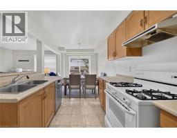 800 PARAMOUNT Drive UnitNo. 77 - 11