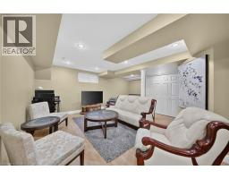 800 PARAMOUNT Drive UnitNo. 77 - 27