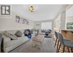 800 PARAMOUNT Drive UnitNo. 77 - 6