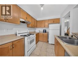 800 PARAMOUNT Drive UnitNo. 77 - 8