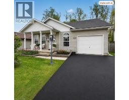 11 ROCHELLE Crescent - 1
