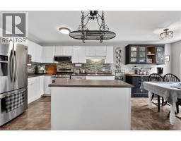 11 ROCHELLE Crescent - 11