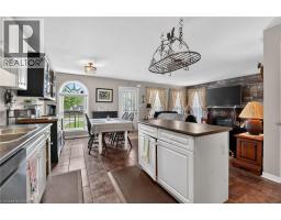 11 ROCHELLE Crescent - 13