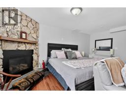 11 ROCHELLE Crescent - 27