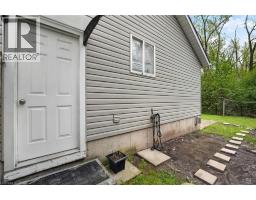 11 ROCHELLE Crescent - 35