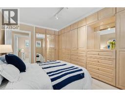 18 BATTLEFIELD Drive - 23
