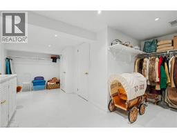 18 BATTLEFIELD Drive - 32