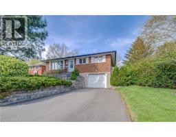 16 CENTENNIAL Crescent - 1