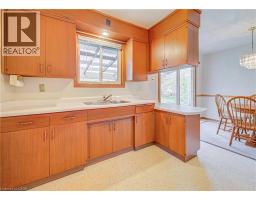 16 CENTENNIAL Crescent - 12