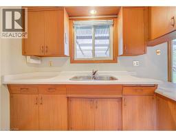16 CENTENNIAL Crescent - 13