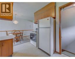 16 CENTENNIAL Crescent - 14