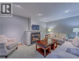 16 CENTENNIAL Crescent - 22