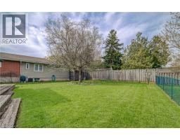 16 CENTENNIAL Crescent - 34