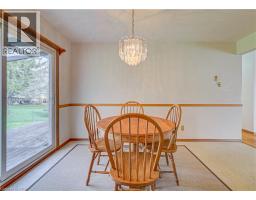 16 CENTENNIAL Crescent - 9