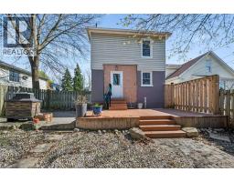15 WATERSIDE Avenue - 22