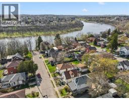 15 WATERSIDE Avenue - 26
