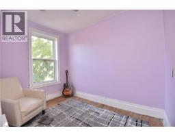 56 KINRADE Avenue - 17