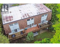 36 GREENDALE Drive UnitNo. 12 - 18