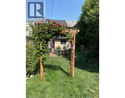 132 FERGUSON Avenue N - 13