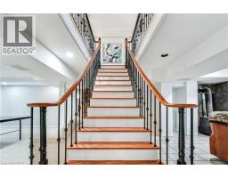24 JOHN MARTIN Crescent - 23