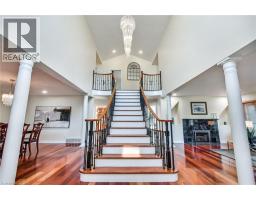 24 JOHN MARTIN Crescent - 4