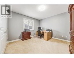 120 VALIANT Circle - 33