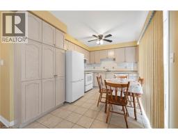 24 KENYON Crescent UnitNo. 15 - 11