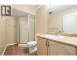 24 KENYON Crescent UnitNo. 15 - 21