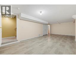 24 KENYON Crescent UnitNo. 15 - 25