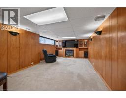 19 BURFIELD Avenue - 31
