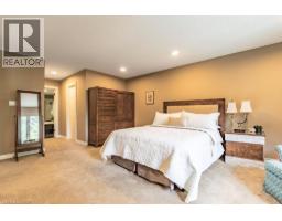 223 BRIAR HILL Crescent - 21