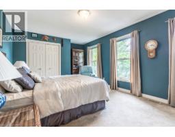 223 BRIAR HILL Crescent - 30