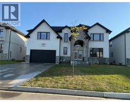 193 WHELAN Avenue - 2