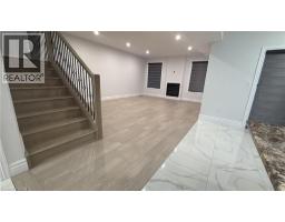 193 WHELAN Avenue - 8