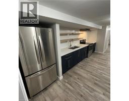 6 BARDADYN Court - 15