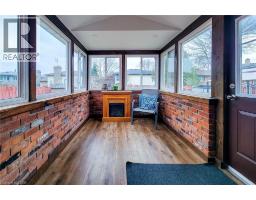 2 ASHWOOD Court - 22