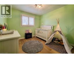 2 ASHWOOD Court - 31