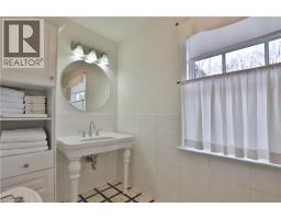 1268 HILLHURST Road - 36