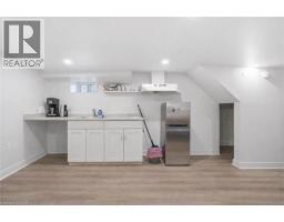 75 NIAGARA Street - 46