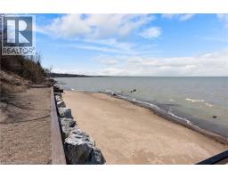 72571 DUCHESS Crescent - 37