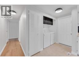 157 MAPLE Crescent - 15