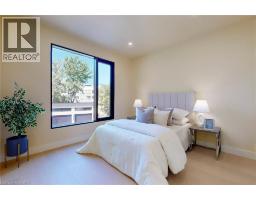 28 DUNSMORE Garden - 32