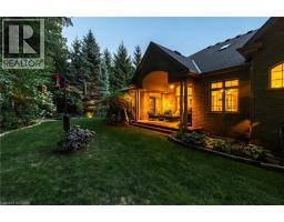 15 MANSFIELD Drive - 40