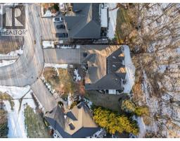 15 MANSFIELD Drive - 8