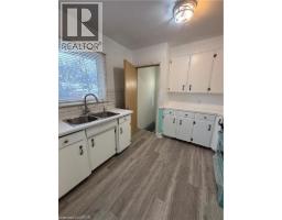 118 JACOBSON Avenue - 6