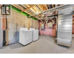 63 LLOYD DAVIES Way - 33