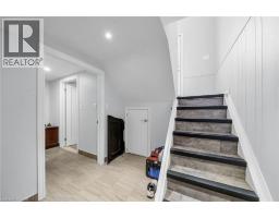 8 SHYNAL Avenue - 27