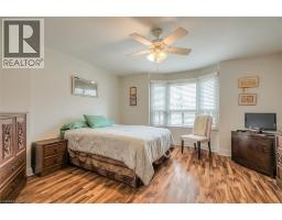 41 SPRINGHURST Avenue - 13