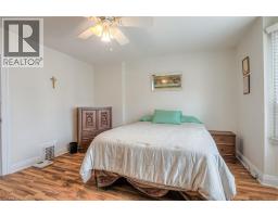 41 SPRINGHURST Avenue - 14