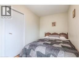 41 SPRINGHURST Avenue - 17